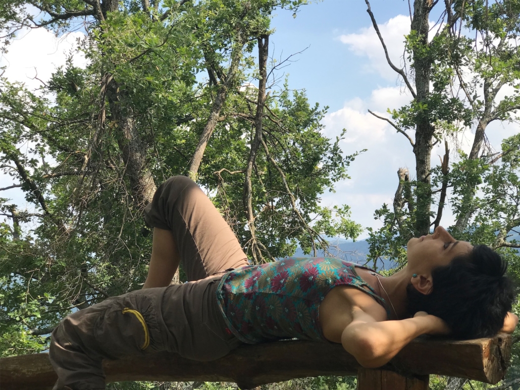 L’Arte dell’Interezza: Ricucire la Frammentazione e Abitare la Complessità 2 Marina Cremonini - Illustrazione sull'integrazione e lo yoga